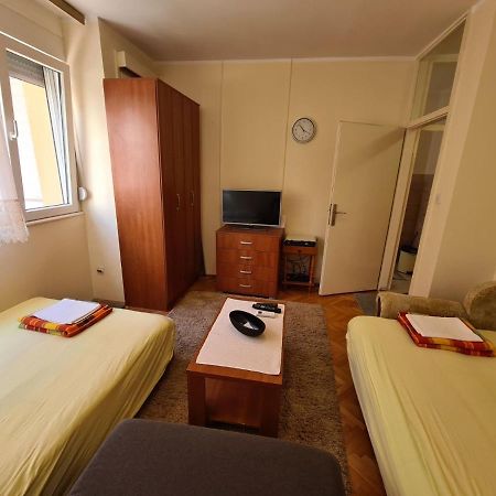 City Centar Apartment Tivat Exterior photo