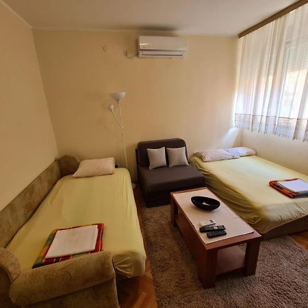 City Centar Apartment Tivat Exterior photo