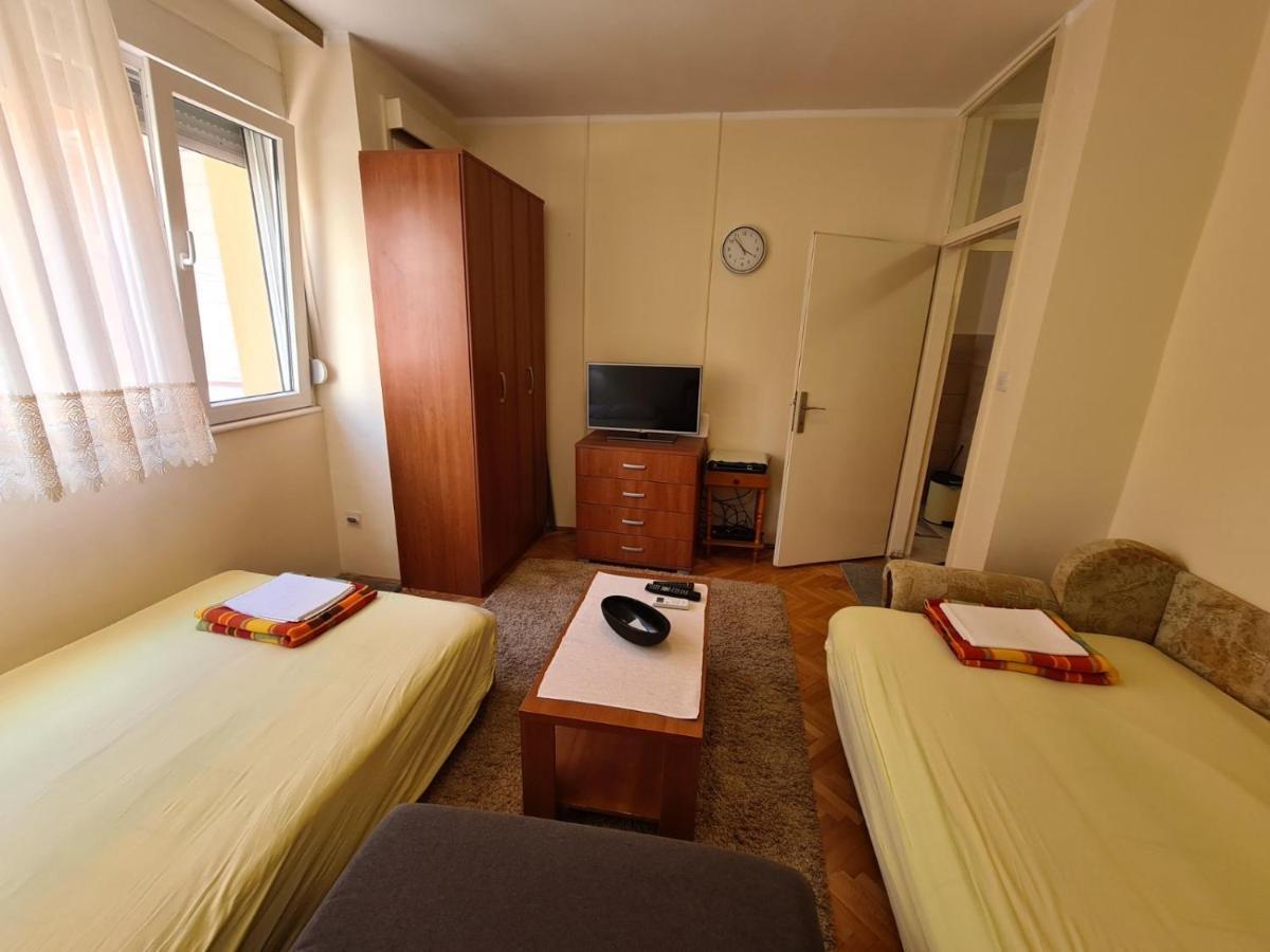 City Centar Apartment Tivat Exterior photo