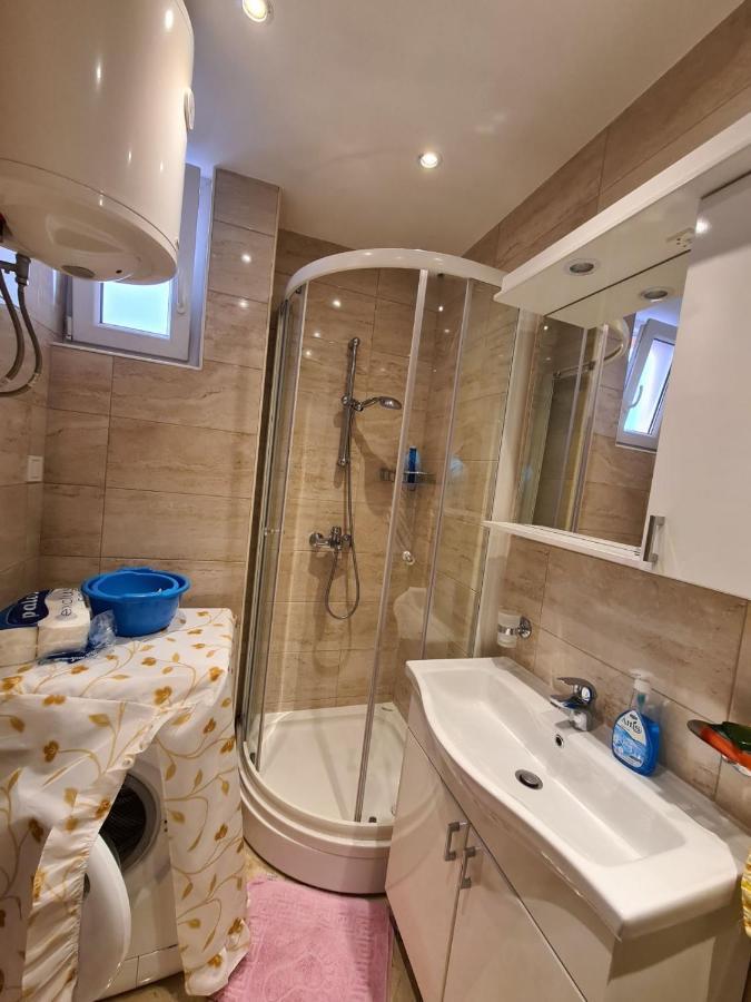 City Centar Apartment Tivat Exterior photo